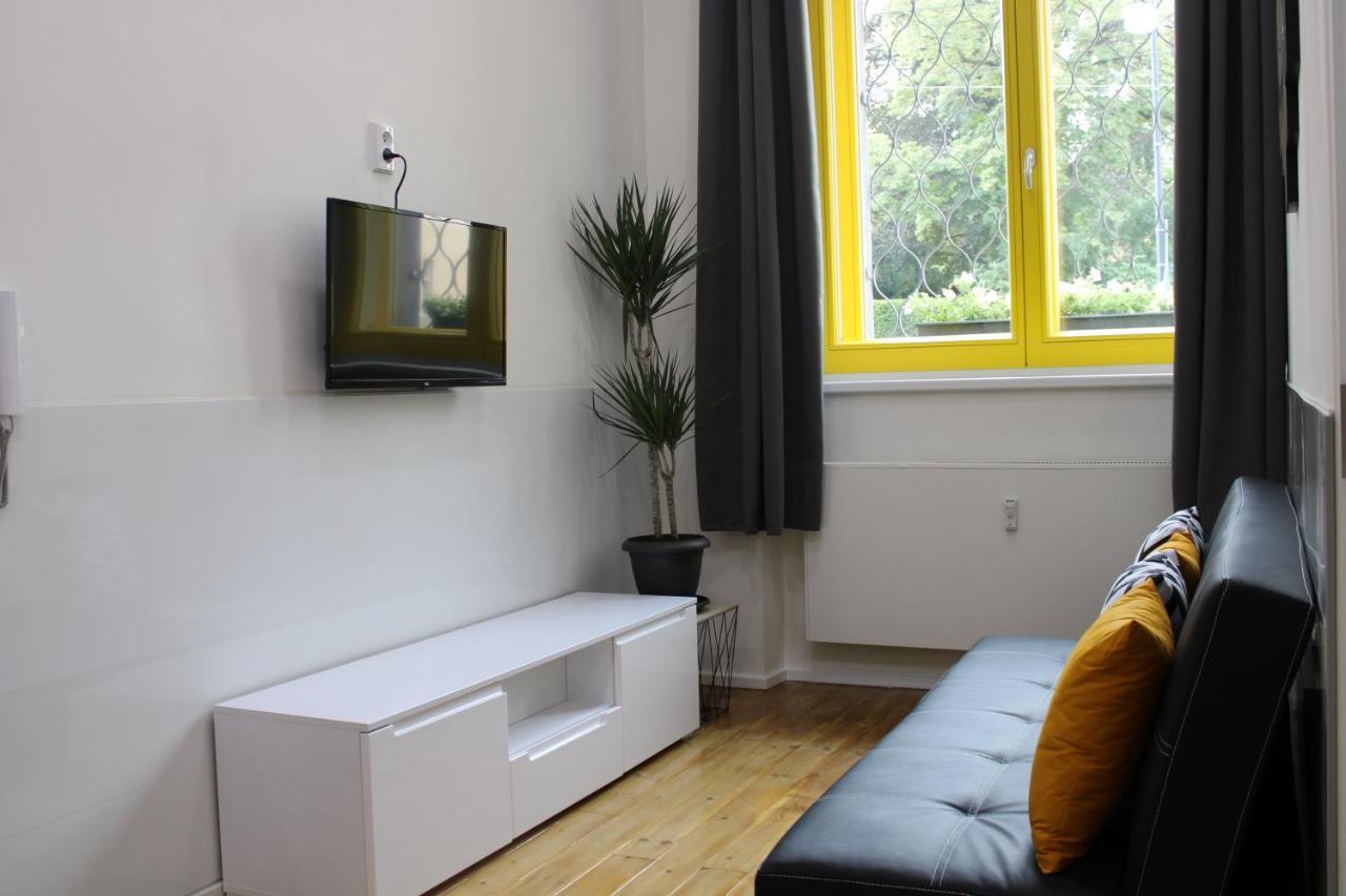 Lyly Apartment - Modern Apartment With Free Parking Πράγα Εξωτερικό φωτογραφία