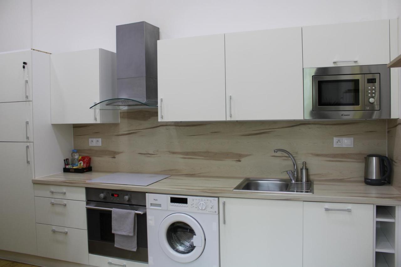 Lyly Apartment - Modern Apartment With Free Parking Πράγα Εξωτερικό φωτογραφία